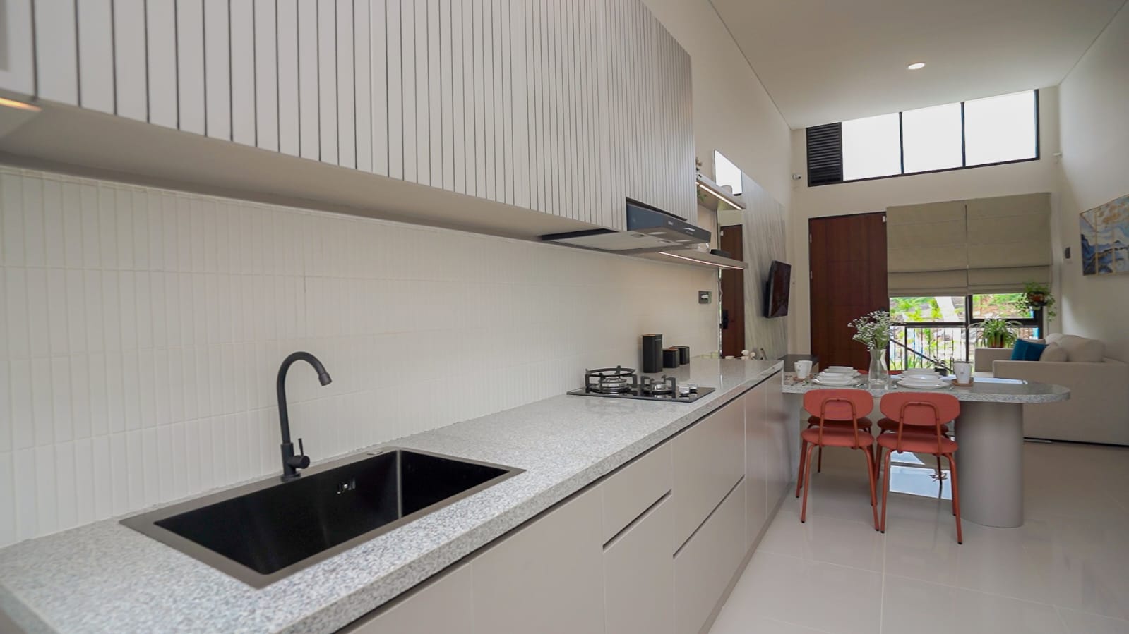 INTERIOR SPRING RESIDENCE 1