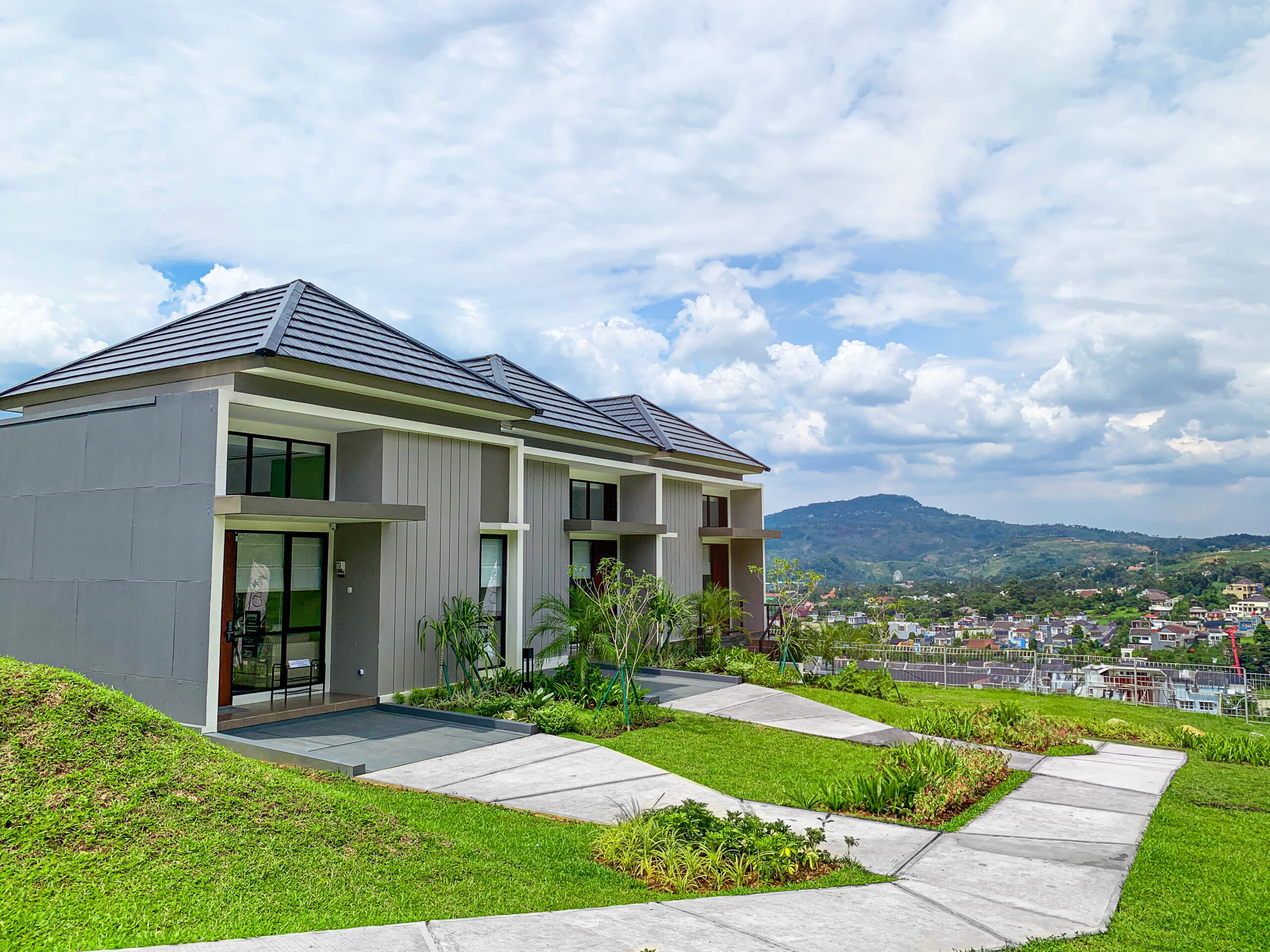 SPRING RESIDENCE